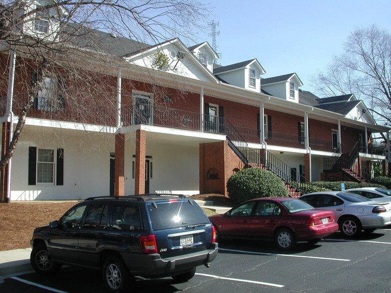 316 W Pike St, Lawrenceville, GA à louer - Photo du bâtiment - Image 3 de 51