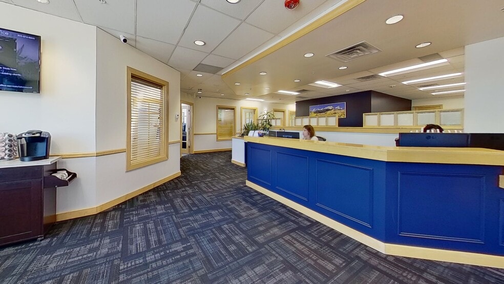 225 Union Blvd, Lakewood, CO for lease - Interior Photo - Image 2 of 22