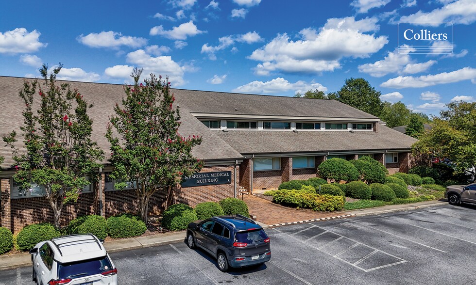 8 Memorial Medical Dr, Greenville, SC à louer - Photo du bâtiment - Image 1 de 8