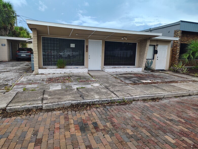 714 1st Ave SW, Largo, FL à vendre - Photo du bâtiment - Image 2 de 3
