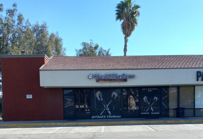 More details for 641 N Main St, Corona, CA - Retail for Lease