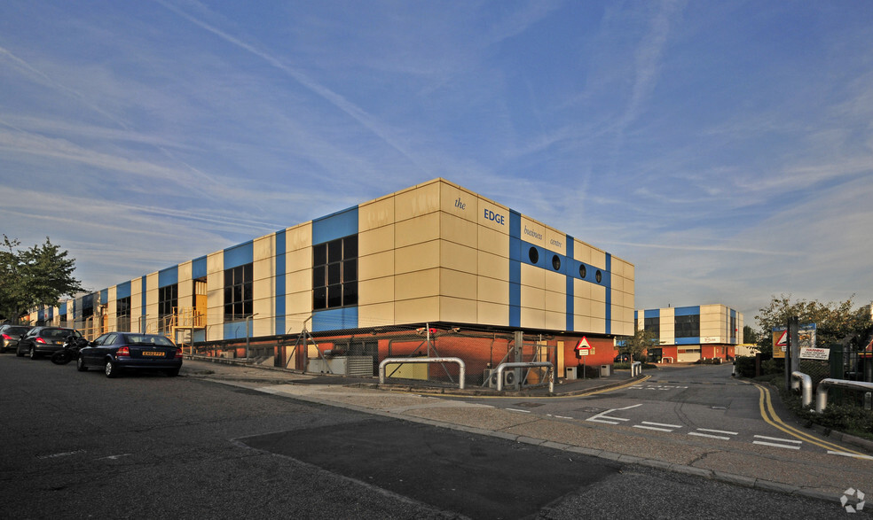 Humber Rd, London for lease - Building Photo - Image 2 of 7