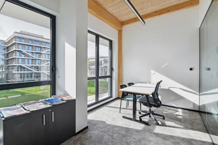 Bureau dans Nanterre à louer - Photo intérieure - Image 3 de 6