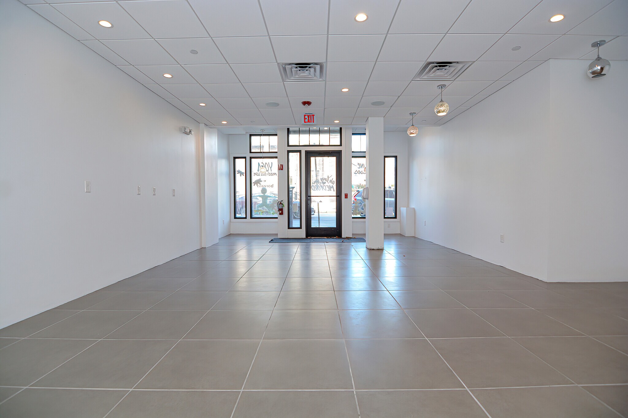 24-28 High St, Medford, MA for lease Primary Photo- Image 1 of 18