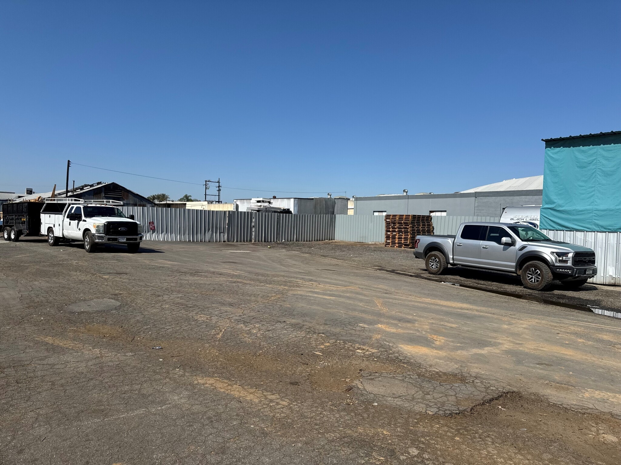 1619 W Mines Ave, Montebello, CA for lease Building Photo- Image 1 of 5