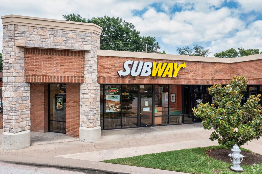 901-1251 Northwest Hwy, Garland, TX à louer - Photo du bâtiment - Image 3 de 7