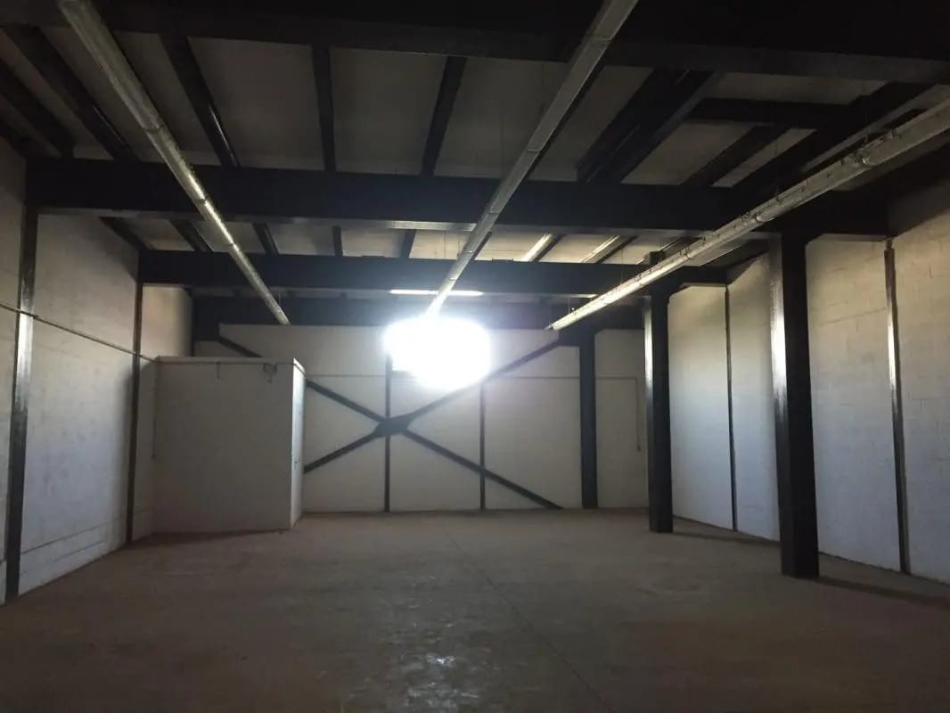 Industriel dans Bezons à louer Photo intérieure- Image 1 de 9