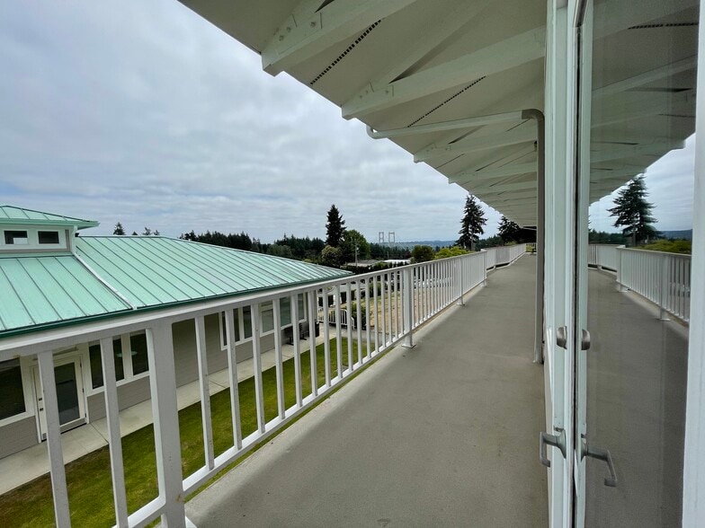 2605 Jahn Ave NW, Gig Harbor, WA for lease - Building Photo - Image 3 of 8