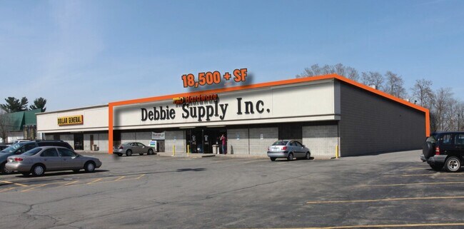 Plus de détails pour 453 W Commercial St, East Rochester, NY - Commerce de détail à louer
