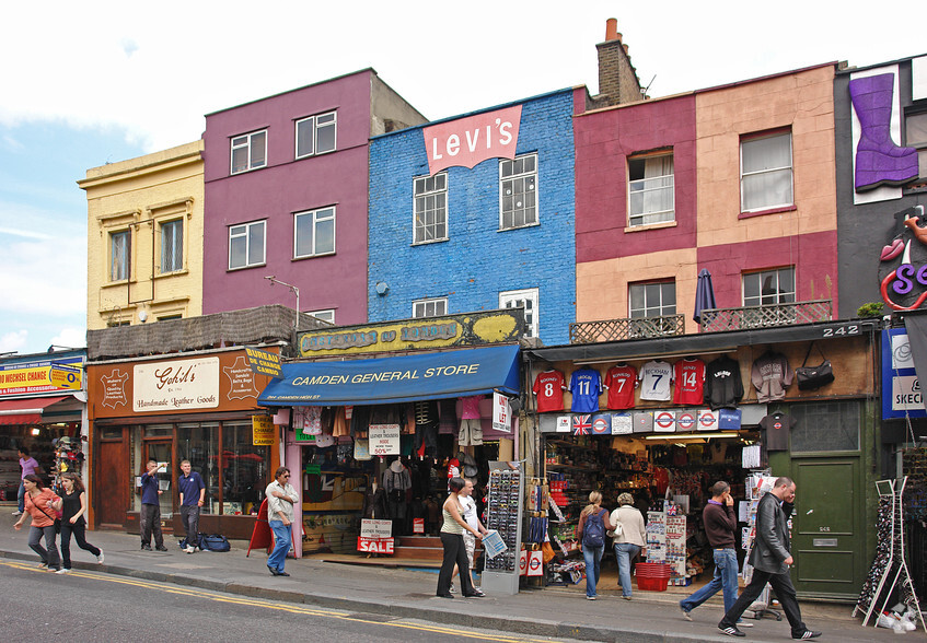 244 Camden High St, London for sale - Primary Photo - Image 1 of 1