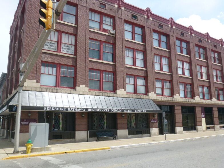 601-605 Ohio St, Terre Haute, IN for lease - Building Photo - Image 1 of 1