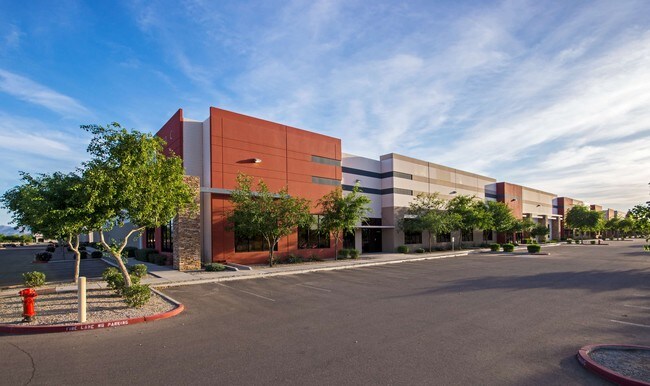 More details for 1250 N Fairway Dr, Avondale, AZ - Industrial for Lease