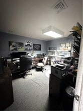 701 W Simpson St, Mechanicsburg, PA for lease Interior Photo- Image 2 of 4