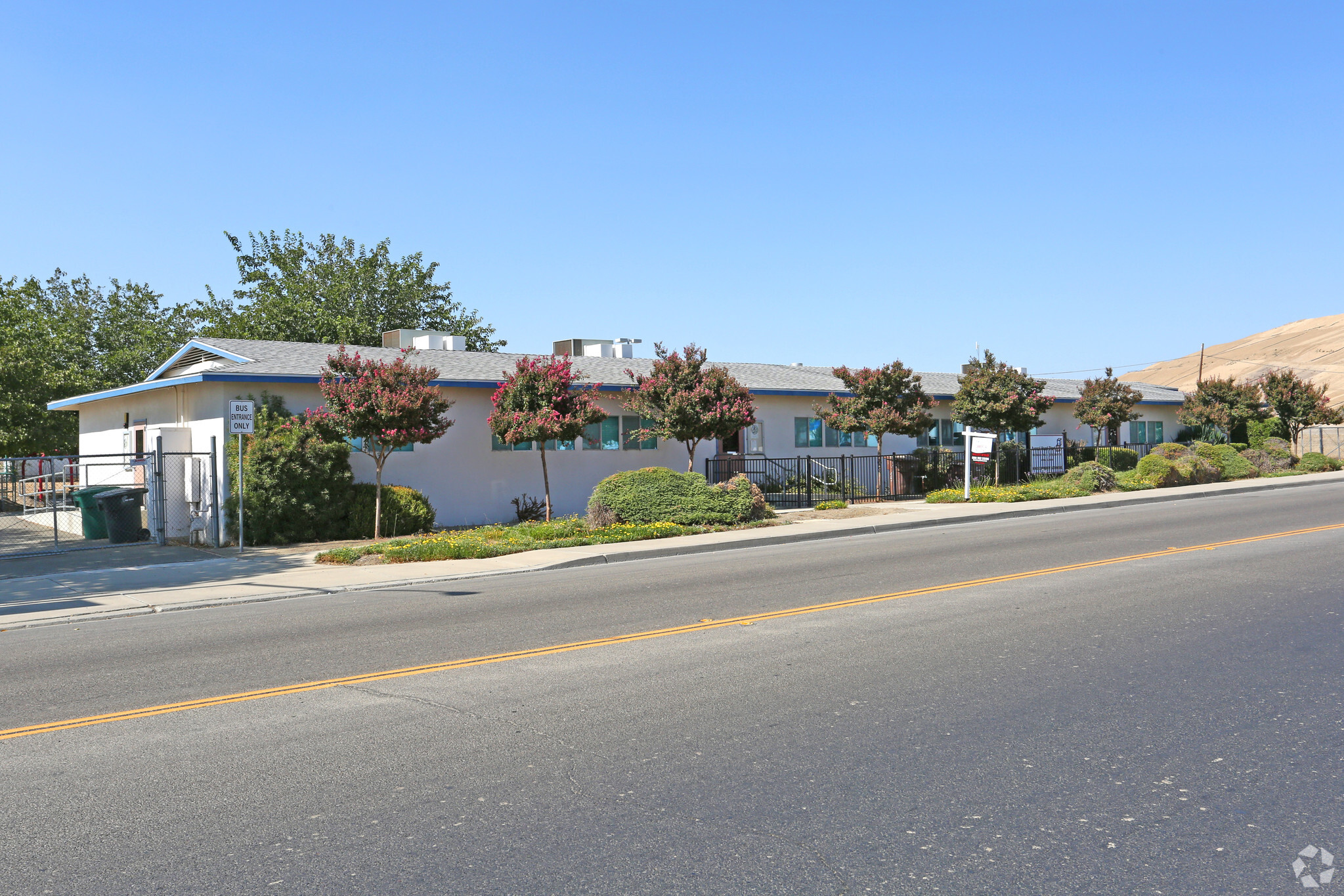 945 Skyline Blvd, Avenal, CA à vendre Photo principale- Image 1 de 1