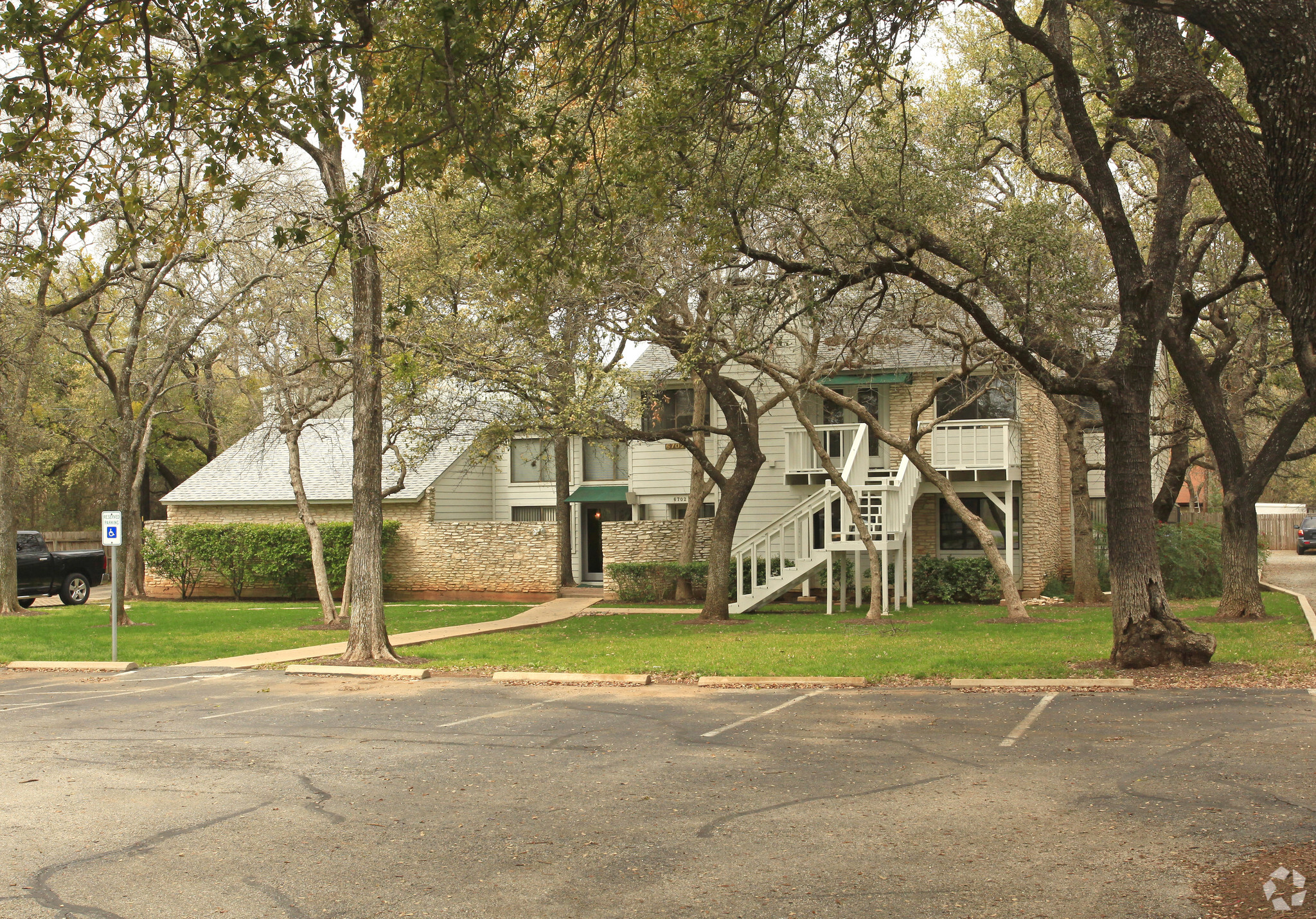 6702 Mcneil Dr, Austin, TX à vendre Photo du bâtiment- Image 1 de 1