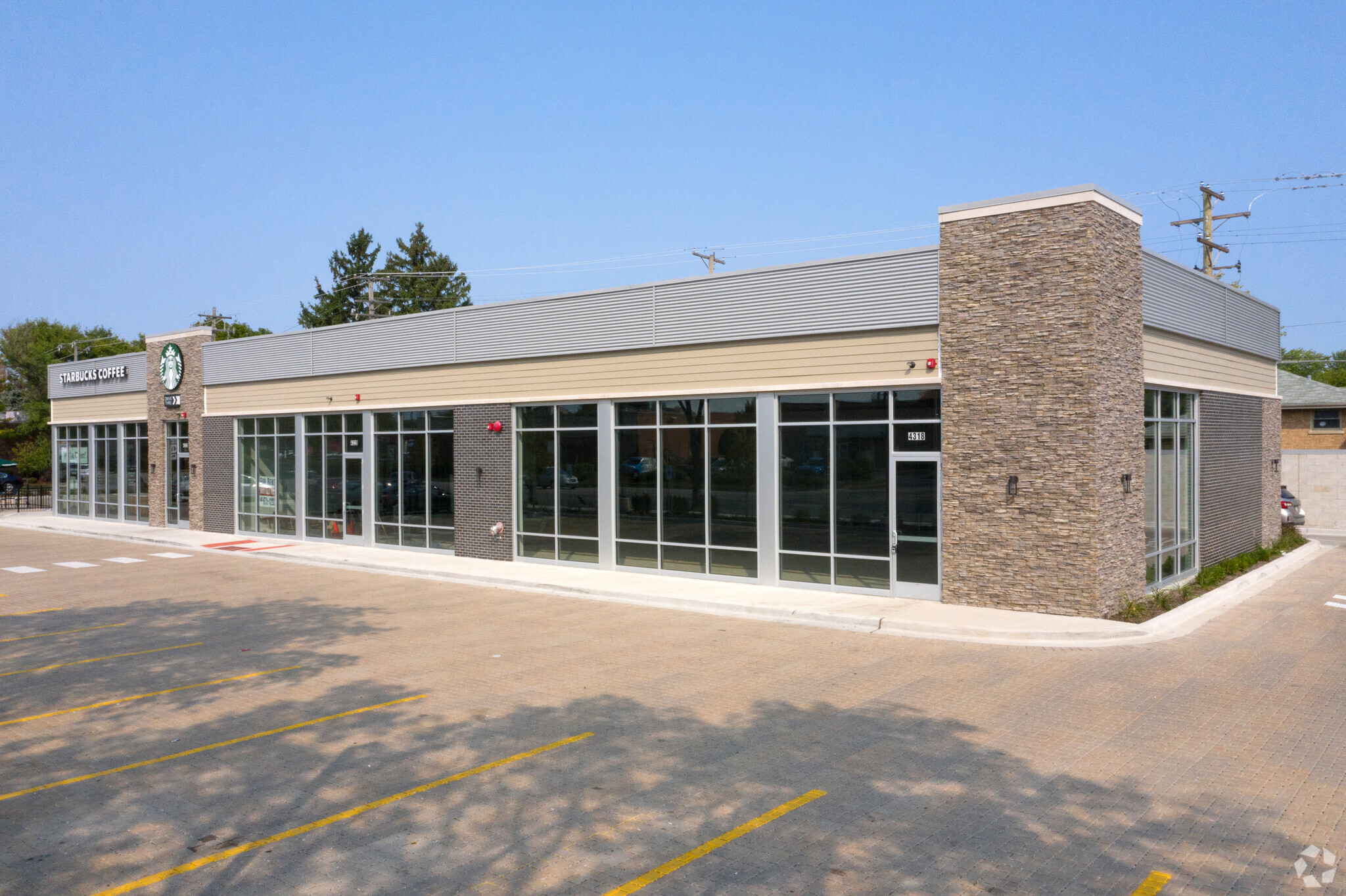 4320 W Touhy Ave, Lincolnwood, IL for lease Building Photo- Image 1 of 3