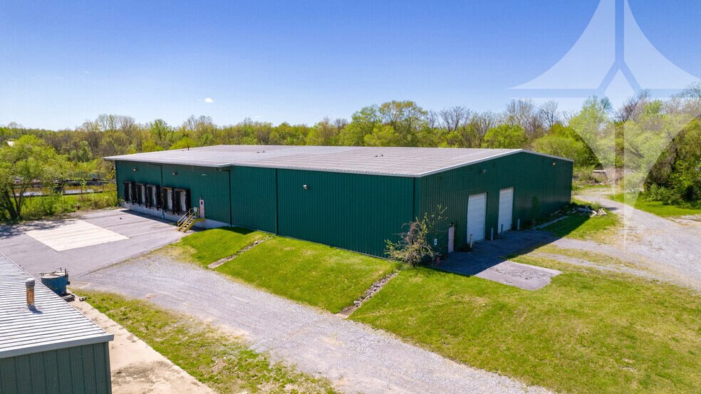 164 Eyster Rd, Halltown, WV à louer - Photo du bâtiment - Image 3 de 5