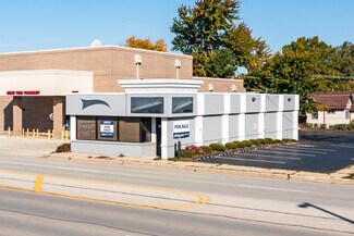 Plus de détails pour 24 E Saint Charles Rd, Villa Park, IL - Commerce de détail à louer