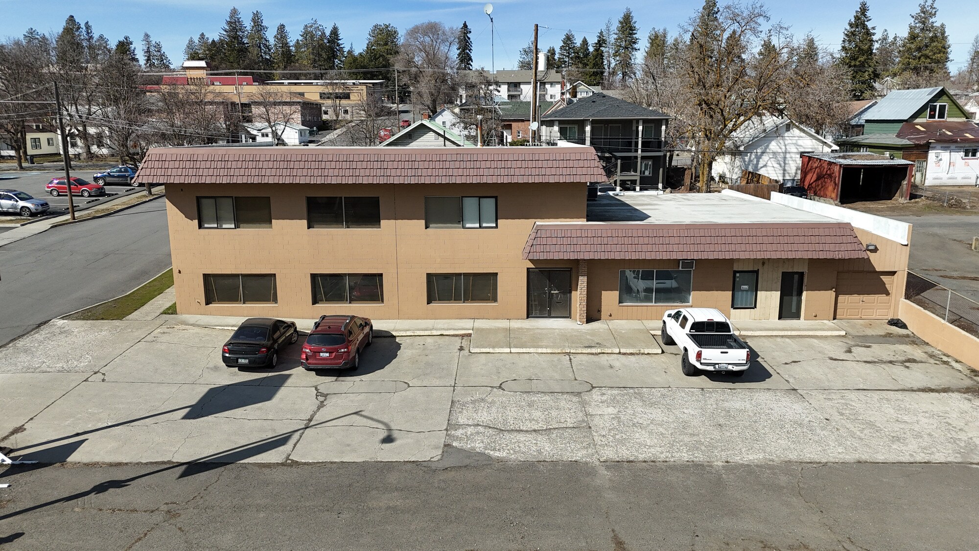 706 1st St, Cheney, WA à louer Photo du bâtiment- Image 1 de 25