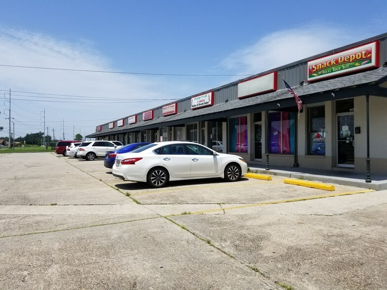 7701 Dwyer Blvd, New Orleans, LA à louer - Photo principale - Image 1 de 3