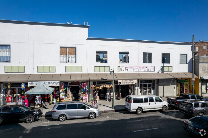 215 E 4th St, Los Angeles, CA for lease - Building Photo - Image 3 of 8