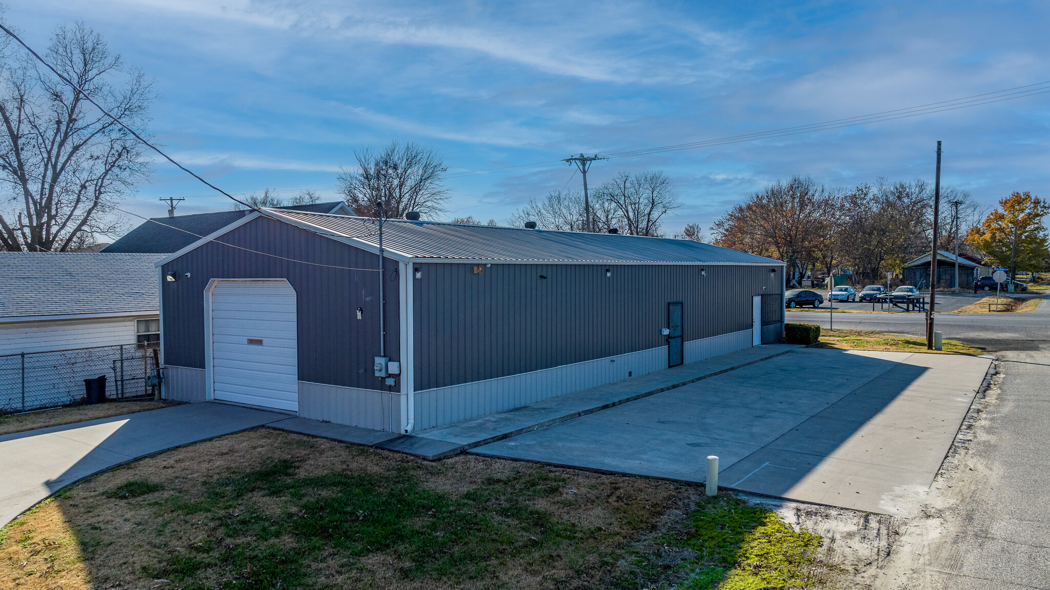 128 N Mickey Mantle Blvd, Commerce, OK for sale Building Photo- Image 1 of 11