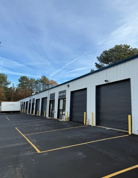 2442 S Stone Mountain Lithonia Rd, Lithonia, GA for lease - Building Photo - Image 2 of 4
