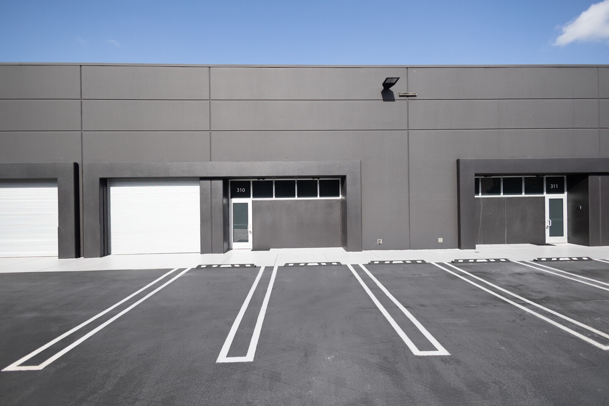 6050 NW 102nd Ave, Doral, FL for lease Interior Photo- Image 1 of 1