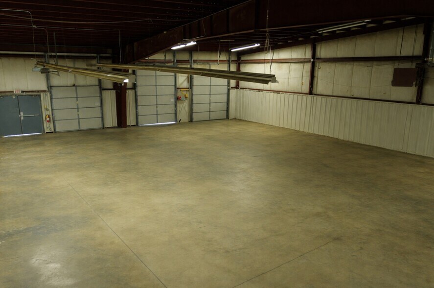 8000 Broadway, Merrillville, IN à louer - Photo du bâtiment - Image 2 de 9