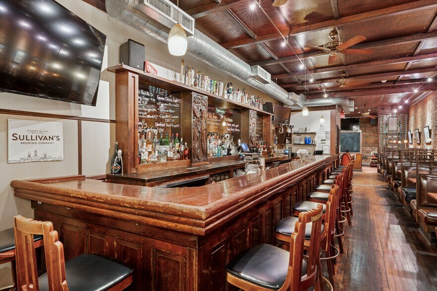 8337 Germantown Ave, Philadelphia, PA à vendre - Photo du bâtiment - Image 3 de 9