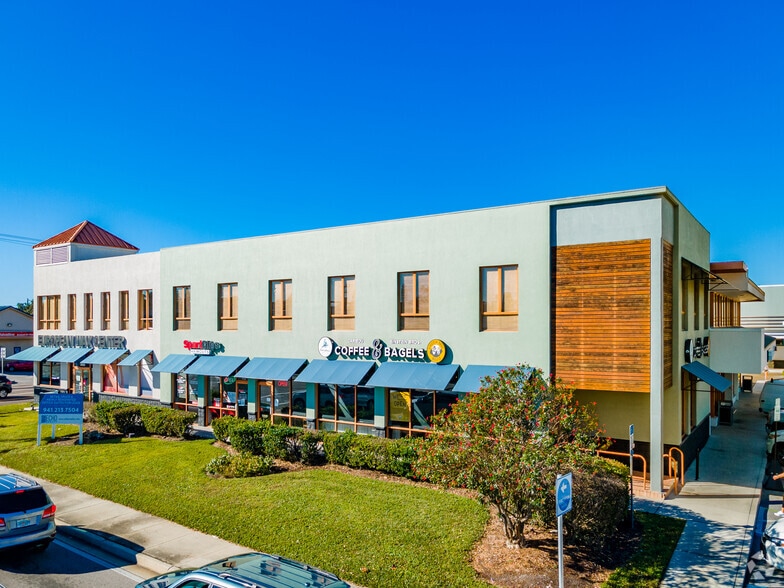 3800 S Tamiami Trl, Sarasota, FL for lease - Primary Photo - Image 2 of 23