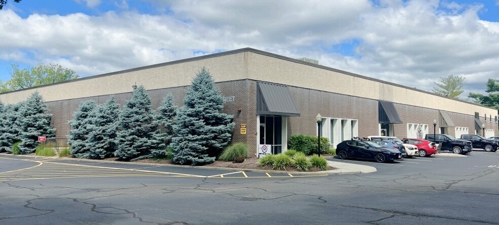 4 North St, Waldwick, NJ for sale - Primary Photo - Image 1 of 12