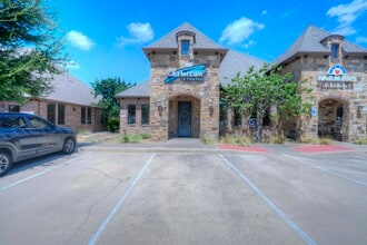 9125 Belshire Dr, North Richland Hills, TX for lease Building Photo- Image 1 of 34