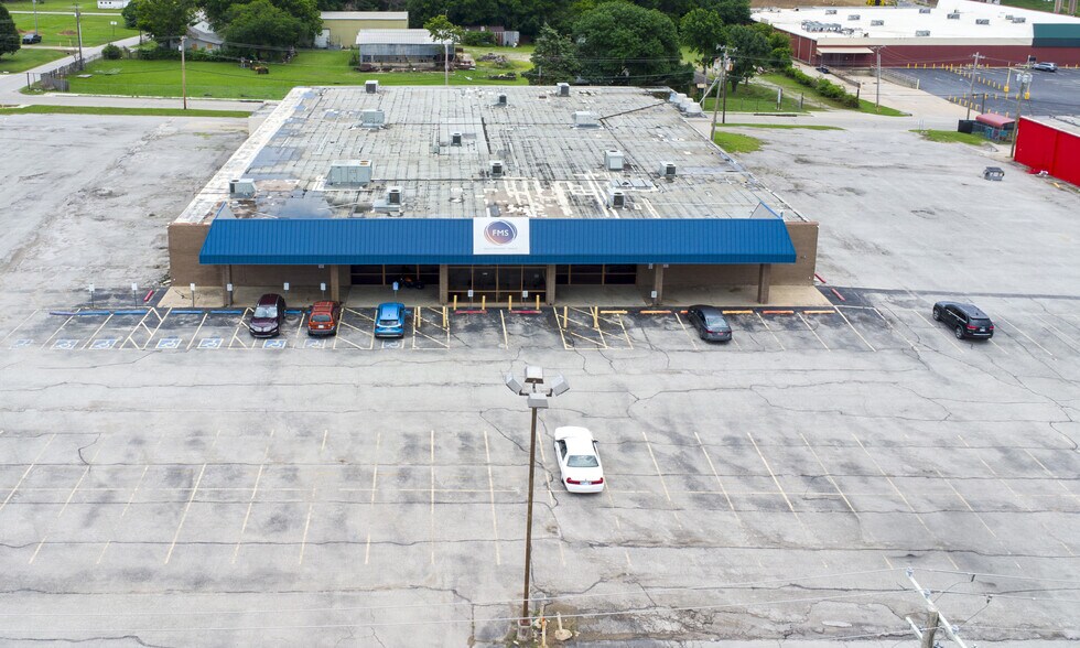 4915 S Union Ave, Tulsa, OK for sale - Building Photo - Image 1 of 40
