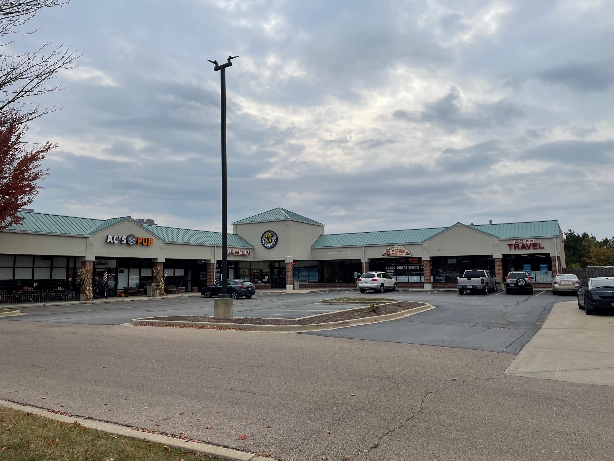 2124 W Galena Blvd, Aurora, IL for lease Building Photo- Image 1 of 3