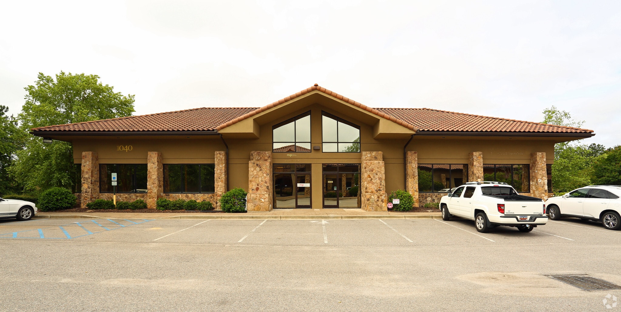 1040 Wildewood Centre Dr, Columbia, SC for lease Primary Photo- Image 1 of 21