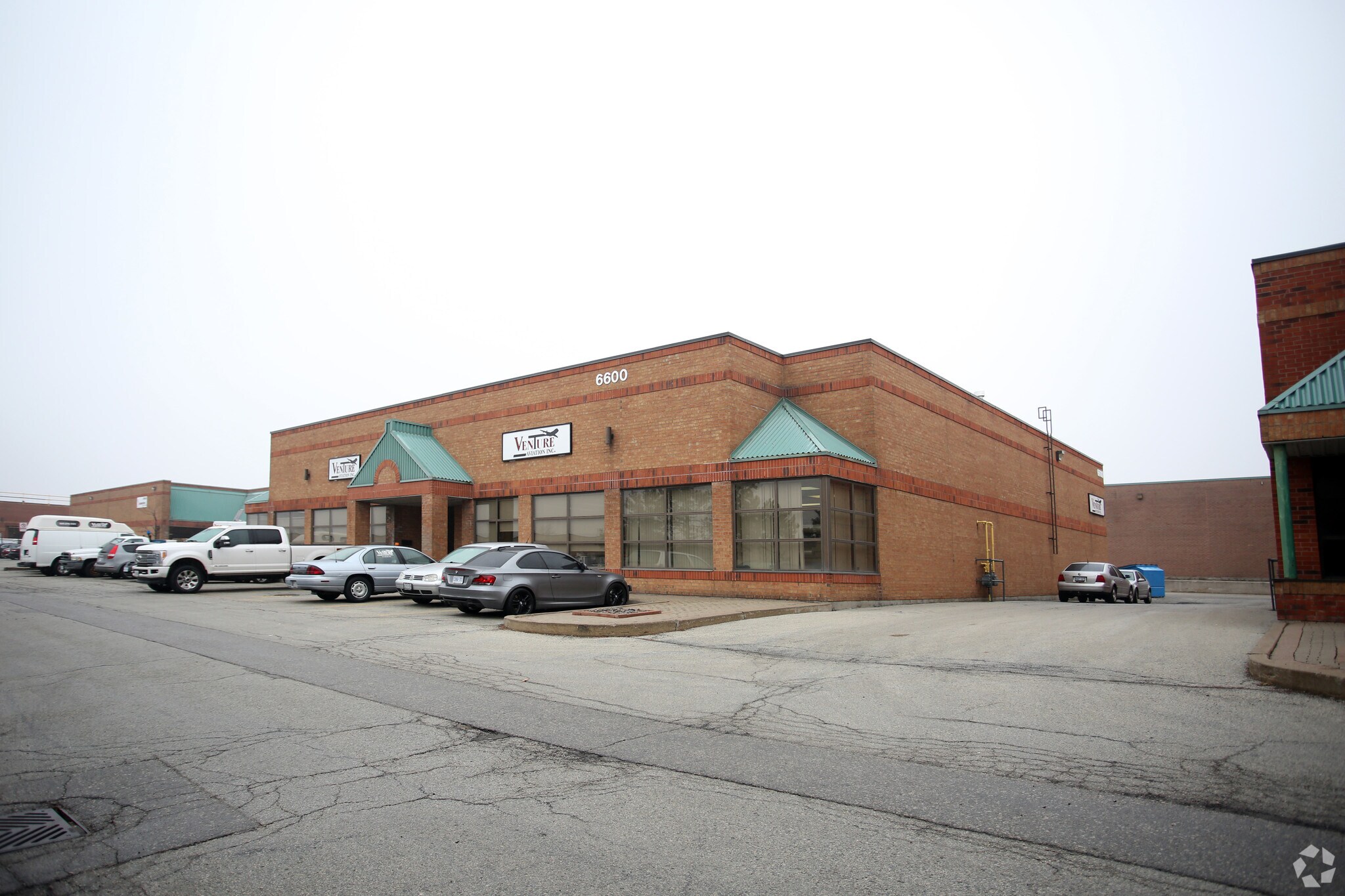 6600 Davand Dr, Mississauga, ON à vendre Photo principale- Image 1 de 1