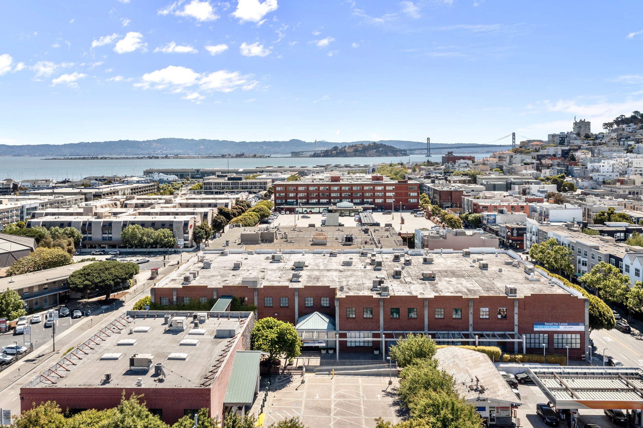 2552 Taylor St, San Francisco, CA à louer Photo principale- Image 1 de 2