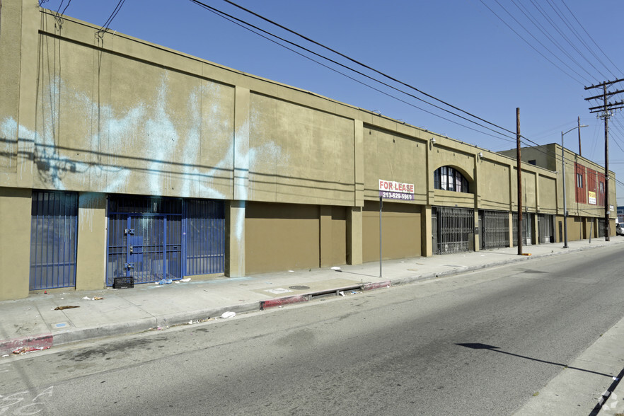 2015-2021 S Santa Fe Ave, Los Angeles, CA à louer - Photo du bâtiment - Image 2 de 7