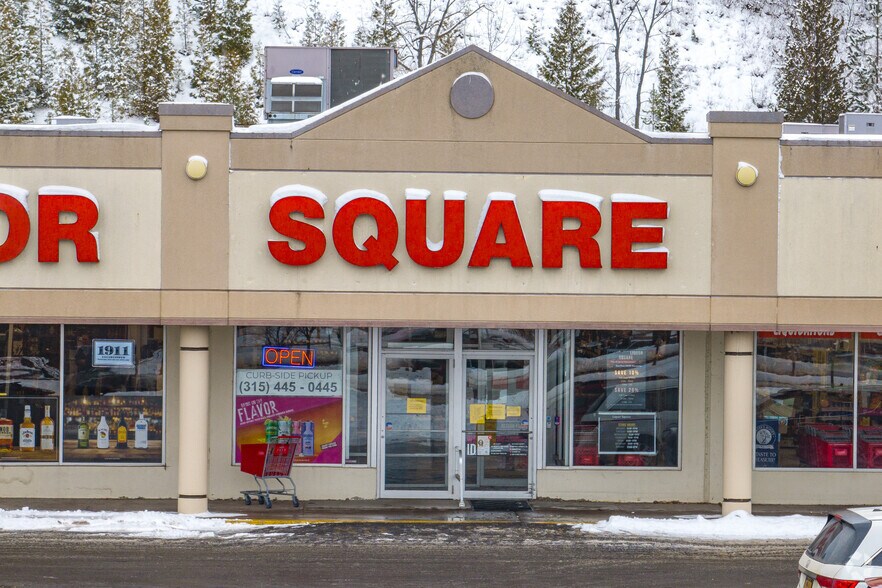 3150 E Erie Blvd, De Witt, NY à louer - Photo du bâtiment - Image 2 de 4