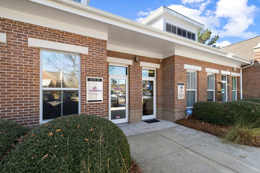 3400 Salterbeck St, Mount Pleasant, SC for lease - Building Photo - Image 1 of 41