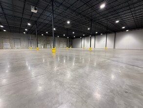 13327 Carowinds Blvd, Charlotte, NC for lease Interior Photo- Image 2 of 2