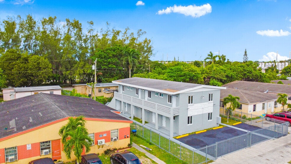 1430 NW 2nd Ave, Florida City, FL for sale - Building Photo - Image 3 of 46