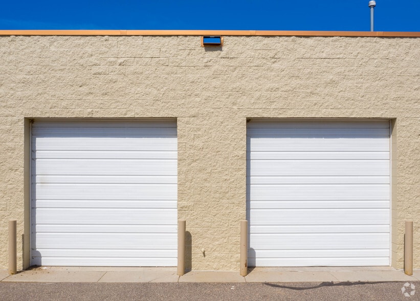 625 Hayward Ave N, Oakdale, MN for lease - Building Photo - Image 2 of 6