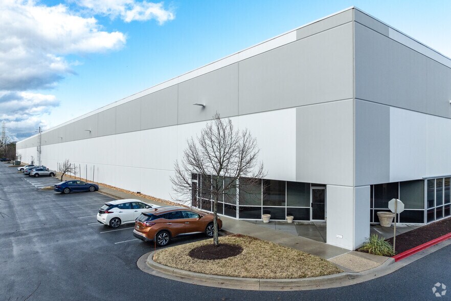 350 Winmeyer Ave, Odenton, MD for lease - Primary Photo - Image 1 of 4