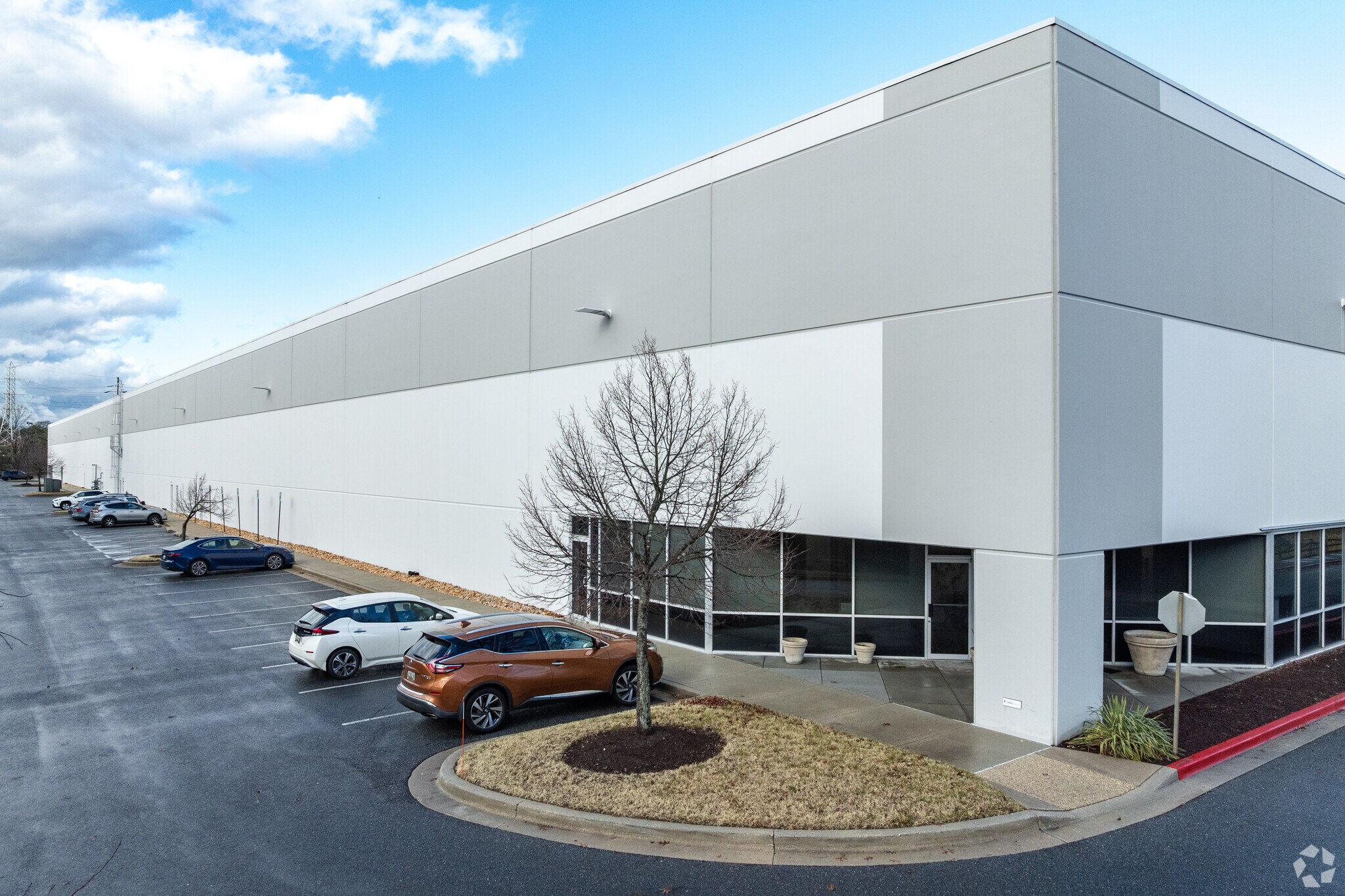 350 Winmeyer Ave, Odenton, MD for lease Primary Photo- Image 1 of 5