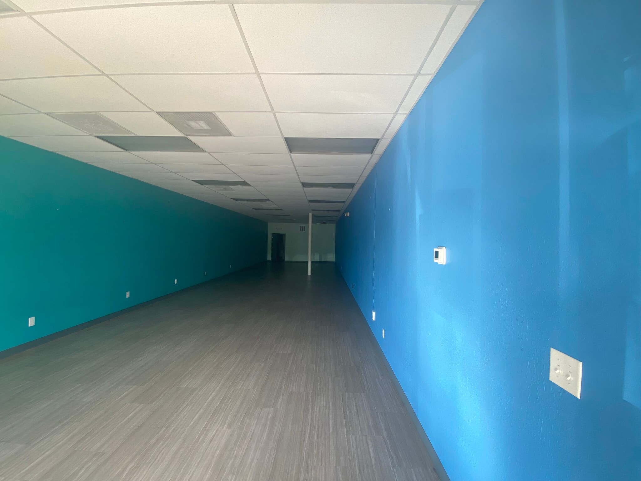 1301-1387 E Vine St, Kissimmee, FL for lease Building Photo- Image 1 of 1