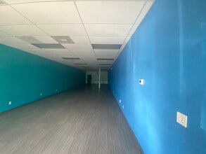 1301-1387 E Vine St, Kissimmee, FL for lease Building Photo- Image 1 of 1