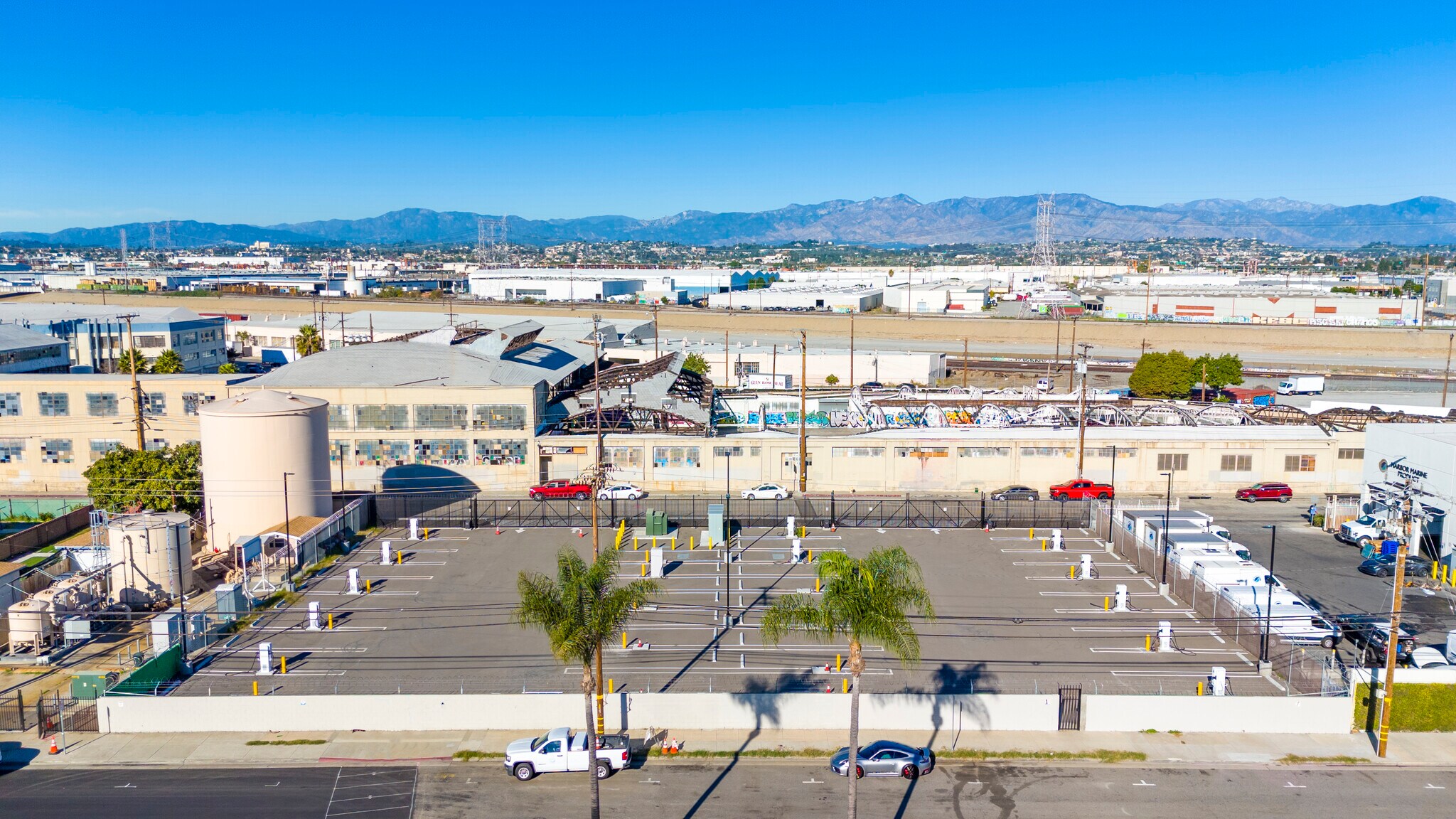 4441 E 52nd St, Vernon, CA à vendre Photo principale- Image 1 de 4