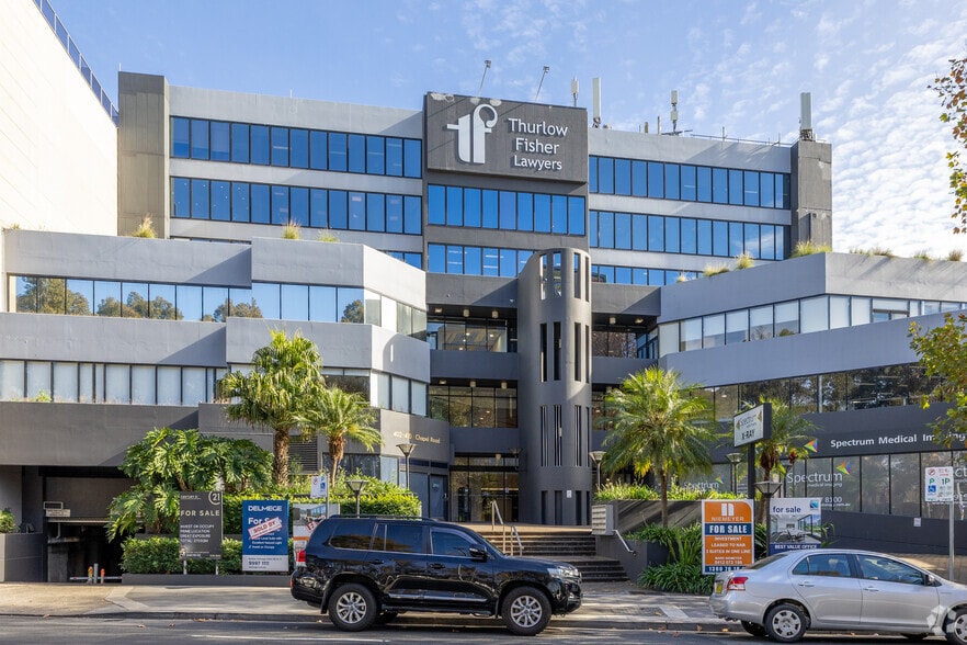 402-410 Chapel Rd, Bankstown for sale - Building Photo - Image 2 of 6